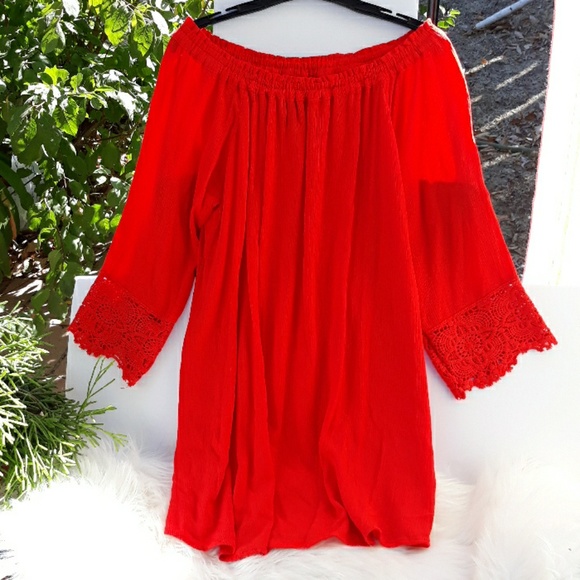 Chelsea & Theodore Tops - Chelsea and Theodore100% rayon Red Blouse